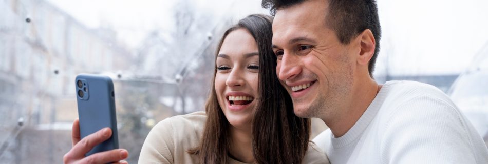 choisir-entre-bumble-et-tinder